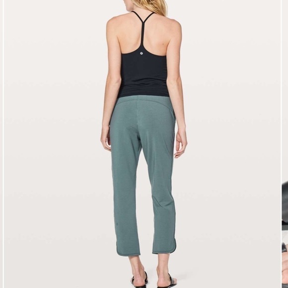 Lululemon Every moment stretch crop pants G73 - Picture 3 of 16